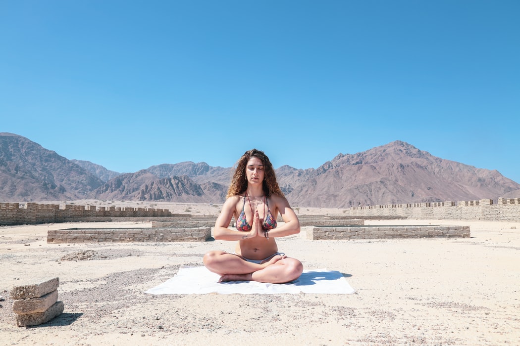 Lotussitz: Meditation in Padmasana